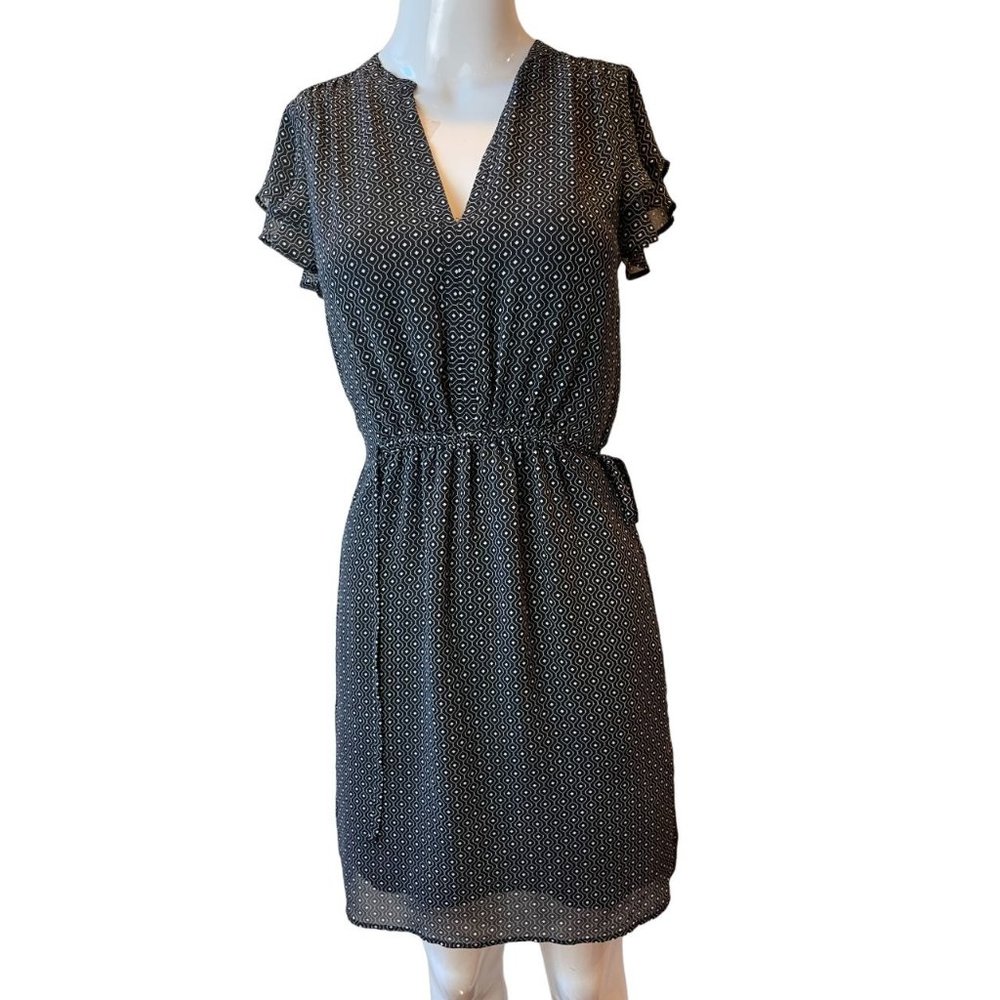 H&M Womens Mini Dress Tie Waist Flutter Sleeve Black White Print Pattern Size 2